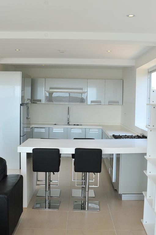 The Seventeen Apartment Hotel Kampala Room photo