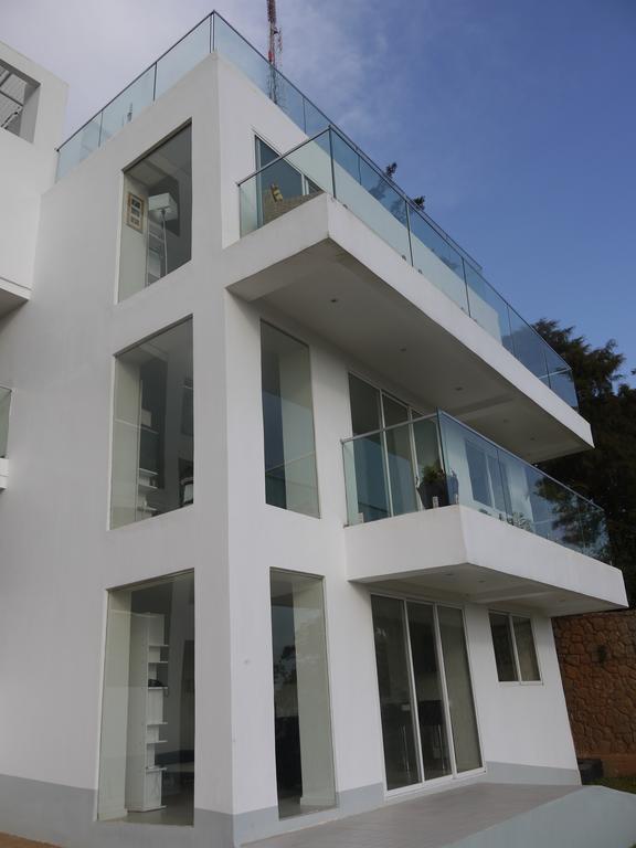 The Seventeen Apartment Hotel Kampala Exterior photo